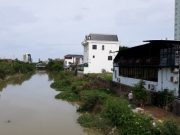 Nghệ An: Cấm dân cơi nới nhưng lại cho doanh nghiệp... lấn sông