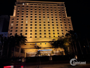 Khách sạn 5 sao những đêm “khát” ánh đèn