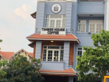 Cho thuê căn nhà lầu 3 ngay mặt tiền Nguyễn Thị Thập KDC Him Lam Q7