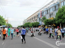 DO ĐẦU NĂM TỚI CẢ GIA ĐÌNH SANG MỸ ĐỊNH CƯ NÊN SANG NHƯỢNG GẤP 2 DÃY NHÀ TRỌ ĐANG CHO THUÊ KÍN