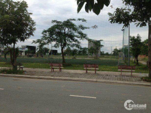 Về quê sống bán 2 lô liền kề đối diện công viên, nằm trong khu đô thị mới Củ Chi, gần KCN Tân Phú Trung