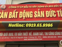 Bán nhanh mảnh đất đường Lê Thánh Tông, sầm sơn, cách biển 50m. LH: 0911633555.