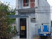 Bán nhà nát  đường Hồ Văn Tầng,5x20.1 lầu ,SHR.Gía;890 tr