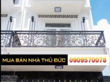 Nhà cực đẹp với thiết kế Châu Âu 1 trệt 3 lầu giá 2tỷ8