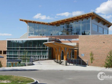 College of the Rockies được xếp hạng là một trong những trường hàng đầu tại Canada và trên thế giới về sự hài lòng của sinh viên quốc tế.