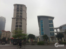 cần bán căn hộ 259 Yên Hòa, gần ngã tư Trung Kính-Mạc Thái Tổ. cạnh trường tiểu học Yên Hòa