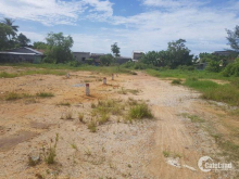Mở bán và nhận đặt chỗ các lô đất gần làng đại học, đường Nguyễn Hữu Cảnh, đối diện bến xe phía Nam