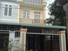 Nhà xây mới gần chợ Hưng Long 1 lầu SHR LH 01229697088