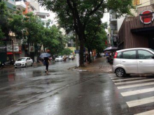 Cho thuê nhà mặt phố nguyễn khiết, hoàn kiếm, hà nội. Phù hợp mọi mặt hàng kinh doanh
