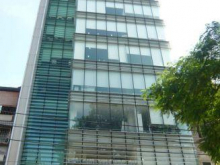 Cho thuê khách sạn Bùi Thị Xuân, Quận 1. 10x32m, hầm 9 lầu, thang máy