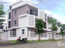 Shophouse 72m2, giá 3,7 tỷ, hướng Nam, mặt tiền 6m tại Hà Nội lh :01669696338