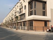 LÔ GÓC SHOPHOUSE CENTA DIAMOND VSIP TỪ SƠN BẮC NINH DT: 139m2,