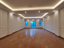 Bán nhà riêng, Phố Vip Thái Hà, Đống đa, 61m2, MT6m, kinh doanh