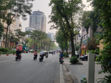 Bán nhà  lô góc mặt phố Láng Hạ Đống Đa Hà Nội kinh doanh  60 tỷ.