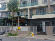 Bán căn shophouse 3 tầng siêu đẹp tại dự án centa city