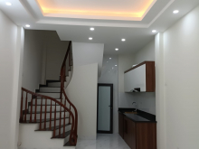 Siêu phẩm Thanh Am- Ngô Gia Tự mới tinh, siêu đẹp, 32m2, 5 tầng, mt 4m, 2.5 tỷ. LH: 0913896966