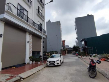 Bán nhà LIỀN KỀ  Dương Nội, 45m2, 5 tầng, 3 ô tô tránh, giá 6.5 tỷ