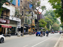 Bán nhà 2 Mặt phố Nguyễn Hữu Huân, Hoàn Kiếm, M.T 6.2m, S90m2. Giá 105 Tỷ.