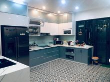 Bán nhà phố Thái Thịnh, 42m2 5 tầng, ngõ to gần phố, tiện ích dân trí cao, nhỉnh 5 tỷ.