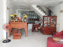 Bán nhà Quốc lộ 13, Hiệp Bình Phước, Thủ Đức, View sông, xe hơi ngủ trong nhà, 161m2, 4 tầng, 14.5 tỷ