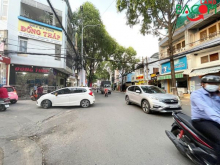 Bán nhà 2 mặt tiền 11.2*12.5m siêu tiện lợi, trung tâm TP. Biên Hòa, P.Quang Vinh, giá chỉ 6.3 tỷ