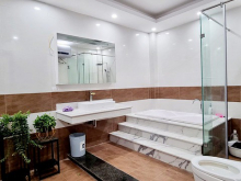 Bán Nhà Quận 11, HẺM CỰC RỘNG, 68.5m2, 8.45 TỶ HẠ CÒN 6.45 TỶ, THÍCH LÀ CHỐT, 4 Phòng