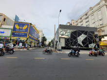 Bán Nhà Mặt Tiền Kinh Doanh, Tân Phú, Ngang 4 X 17.5, Giá 9.5 Tỷ.