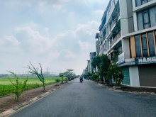 Bán đất mặt đường khu tái định cư Giang Biên 50m, 7.45 tỷ.
