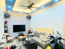 Bán nhà phố Vip Thái Hà - Q. Đống Đa, 52m2, 4 tầng, mới đẹp. Chỉ  6 tỷ hơn.