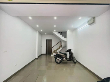 BÁN NHÀ TT ĐỐNG ĐA HƠN 50m2 CHO THUÊ  45 TRIỆU/THÁNG