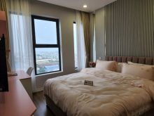 Bán căn hộ chung cư Berriver 390 Nguyễn Văn Cừ  121m, 4.33 tỷ.
