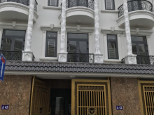 Bán gấp nhà mới xây 68m2 ngay mặt tiền đường Nguyễn Thị Khắp, Tp. Dĩ An giá 4.6 tỷ