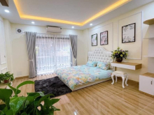 Bán nhà THÁI HÀ, Đống Đa, HIỆN ĐẠI, GẦN Ô TÔ, 50m2, nhỉnh 7 tỷ