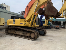 Cần bán máy Hiệu komatsu 450-8  sản xuất 2011