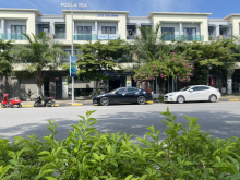 Bán nhanh căn shophouse hướng đông mặt đường Hữu Nghị 56m dự án centa city Bán nhanh căn shophouse hướng đông mặt đường Hữu Nghị 56m dự án centa city Bán nhanh