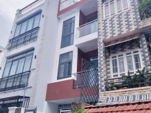 Bán nhà căn hộ DV xe hơi ngang 4.2x16m, 4 tấm Nguyễn Tất Thành -Q4 
 thuê 40 tr/tháng giảm 2 tỷ đi Mỹ