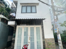 Nhà nhỏ 3 tầng hẻm thông đường Nguyễn Duy P9Q8 Giá : 2.19 Tỷ