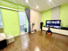 PHỐ VIP HÀO NAM, LÔ GÓC NHÀ ĐẸP LUNG LINH, NGÕ Ô TÔ TRÁNH 40m2_4 tầng_5,5 tỷ