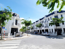 Nhà phố khu compoud Phước Điền Citizen Bình Dương đã có sổ hồng hoàn công chỉ 2,6 tỷ /căn