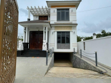 Bán Villa Nghĩ Dưỡng, có view và sân vườn rộng