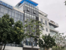 Bán Toà nhà văn phòng phố Lâm Hạ, Lô góc, 170 m2, 7T, chỉ 27 tỷ.