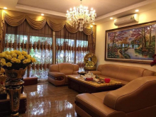 Bán Biệt thự cổ giữa trung tâm Thái Hà-Đống Đa,vị trí VIP, gara ô tô,190m2, giá chào 33 tỷ