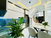 Bán nhà riêng  phố Cự Lộc Thanh Xuân 45m 5 tầng 3 ngủ nhà đẹp ở ngay gần ô tô nhỉnh 5 tỷ lh 0817606560