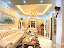 Bán căn nhà cạnh bên Quang Trung, nội thất mới, 6 tầng tháng máy, nhà tuyệt đẹp giá bèo chỉ 9, x tỷ