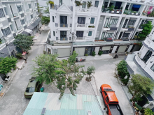 Bán biệt thự phố khu dân cư Petechim - Phú Xuân, Nhà Bè,tặng full nội thất,SHR