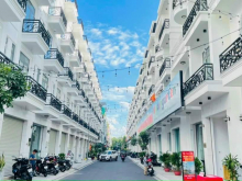 Nhà dành cho VIP - Nguyễn Sơn - Tân Phú, 72m2, 4 tầng  giá 14 tỷ.