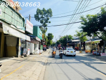 Bán ngôi nhà trước mặt Huyện Hóc Môn. cạnh bên Quận 12.Gần mặt đường Nguyễn ảnh Thủ. giá bán Giảm Mạnh