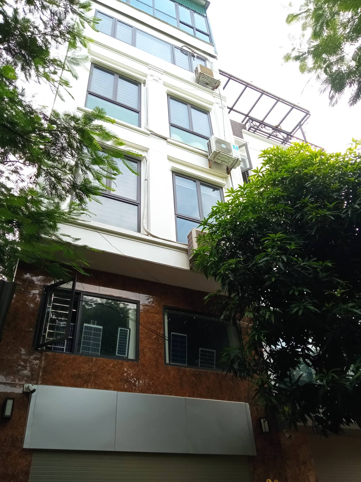 Bán tòa nhà 9 tầng mặt phố Nguyễn Chính  0909858789