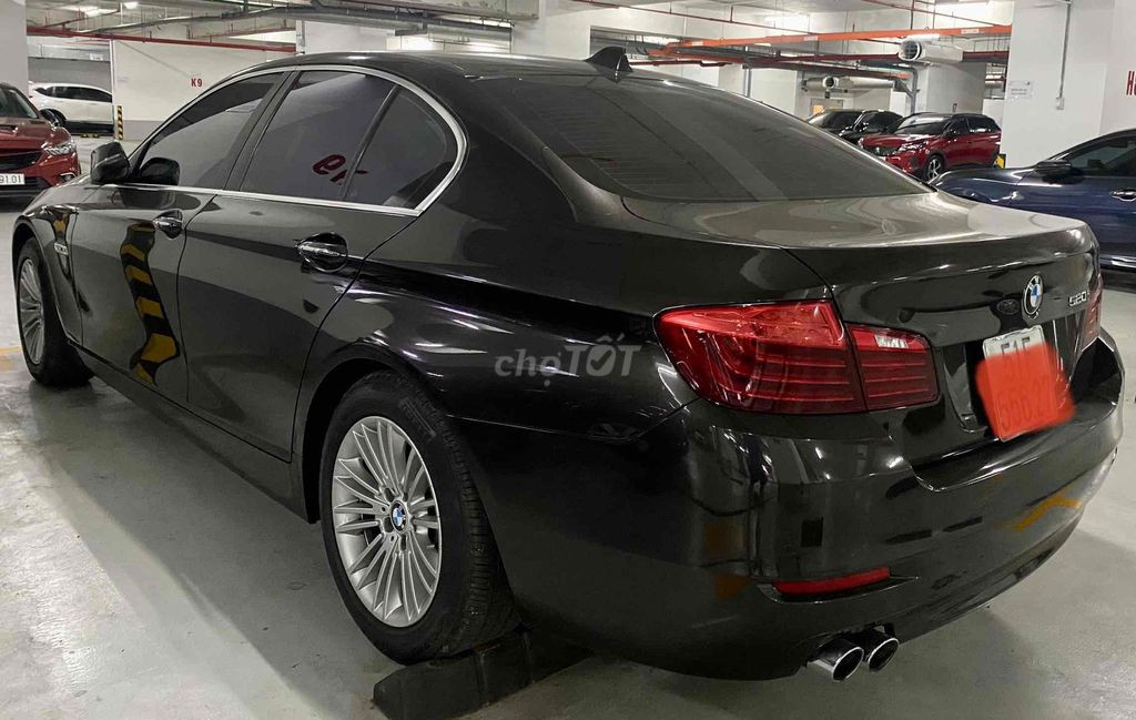 Bán BMW 520i nâu Jatoba nội thất đen tên công ty BMWSaigon