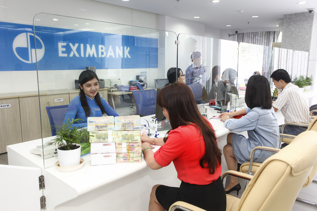 eximbank mở dịch vụ kiểm tra số dư tài khoản